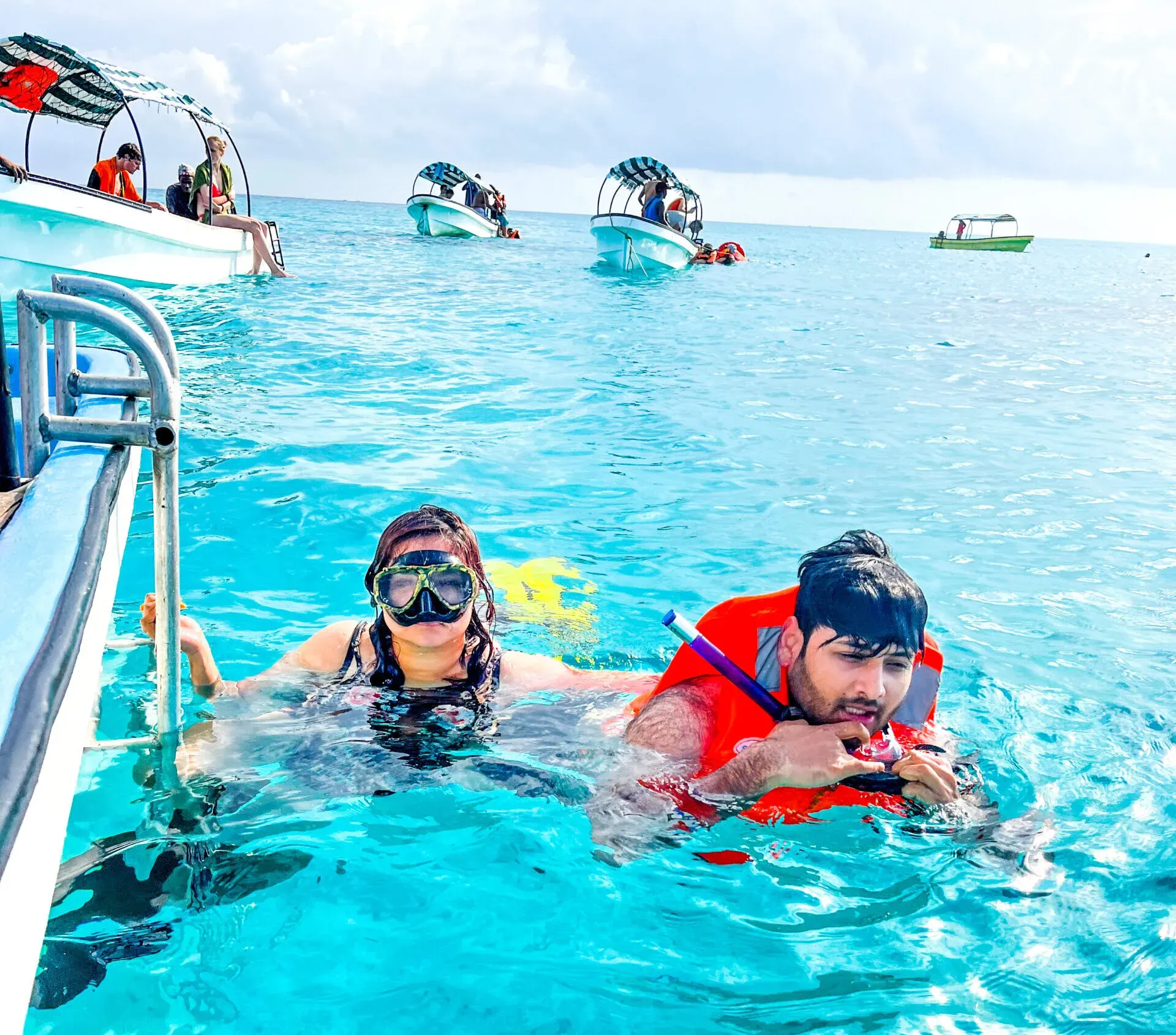 Zanzibar snorkeling Mnemba island